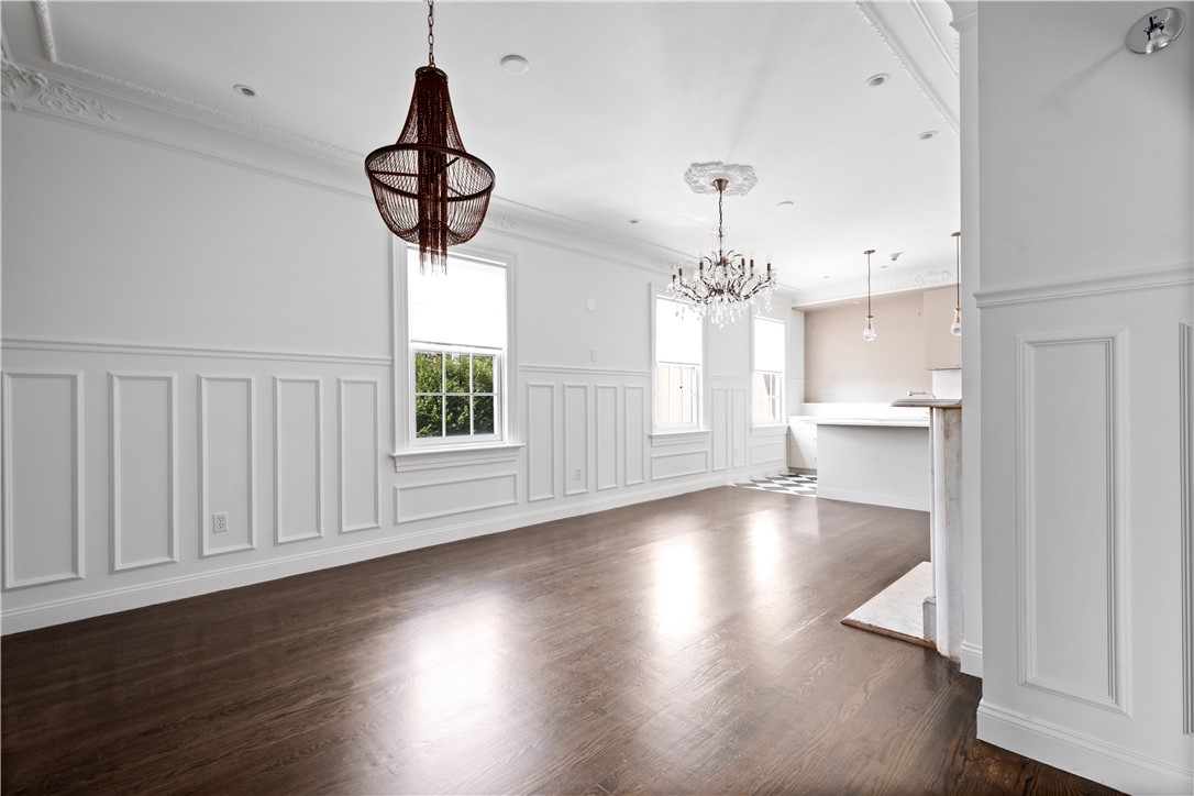 157 Waterman Street 2-5