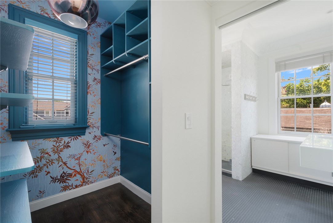 157 Waterman Street 2-5