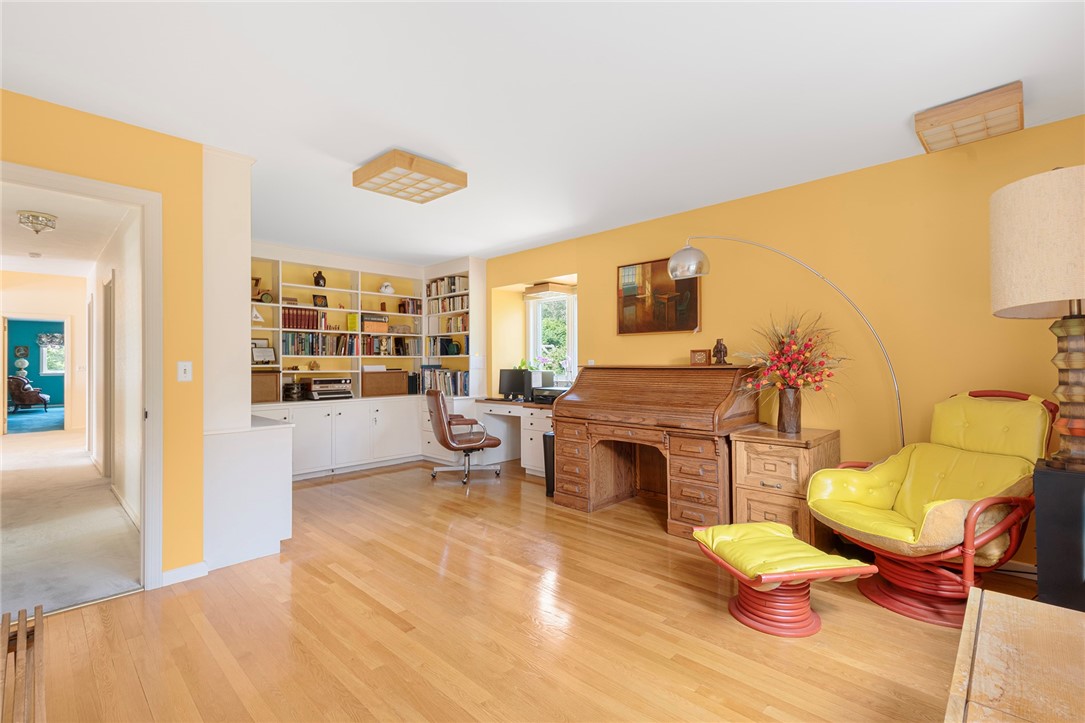 4 Mulberry Road