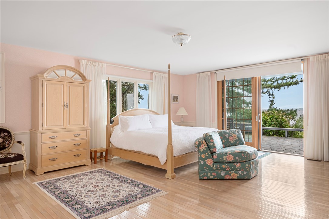 4 Mulberry Road