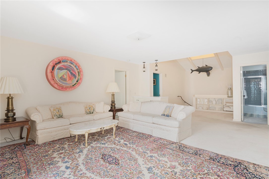 4 Mulberry Road