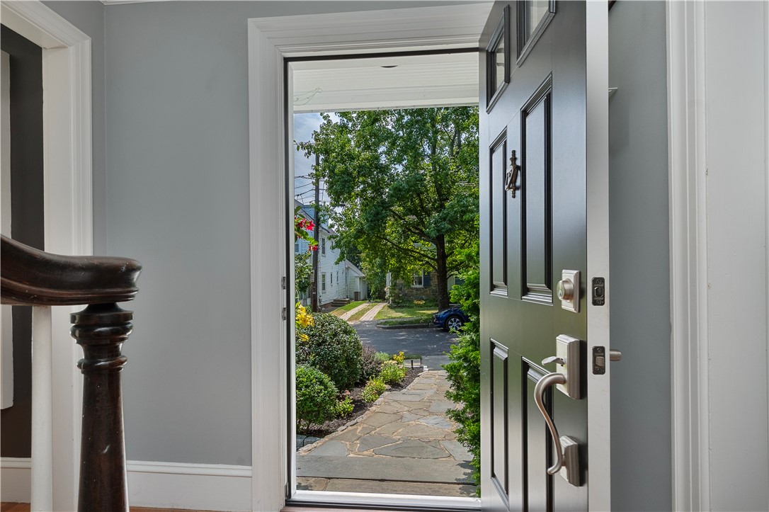 86 Vassar Avenue