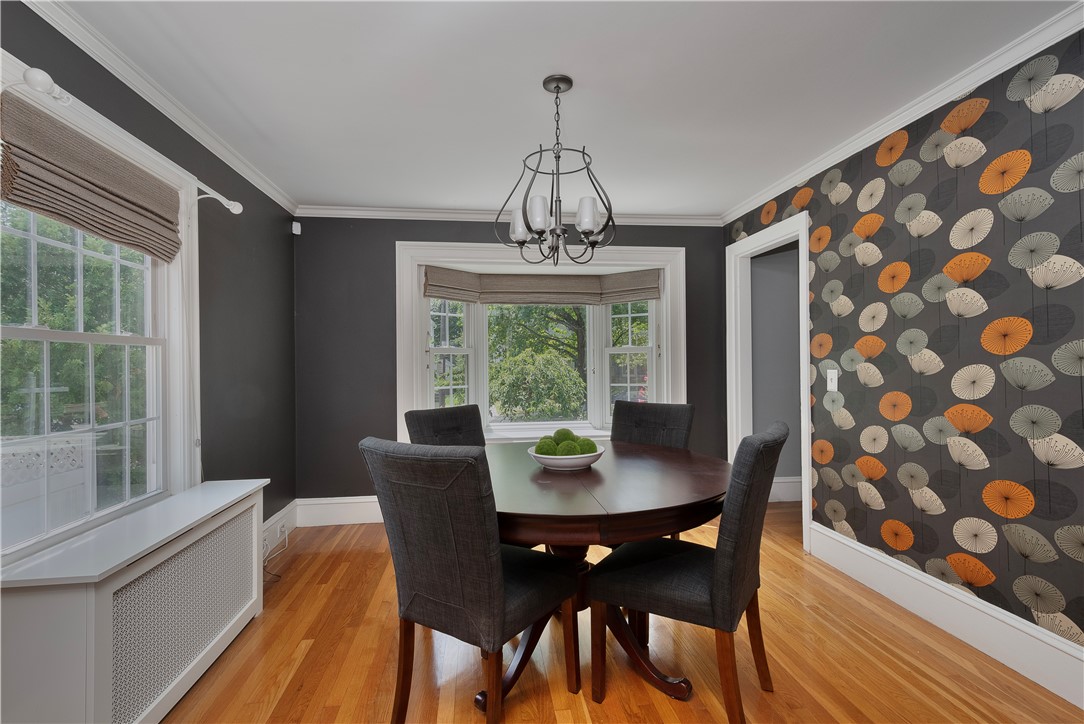 86 Vassar Avenue