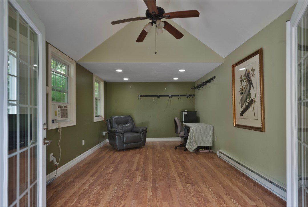 86 Vassar Avenue