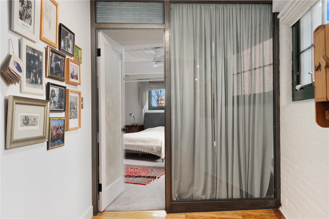 10 Exchange Court 618