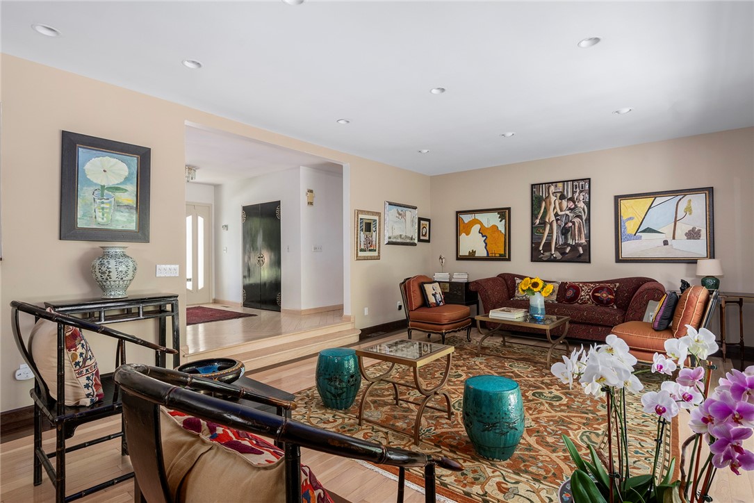 5 Barbour Drive