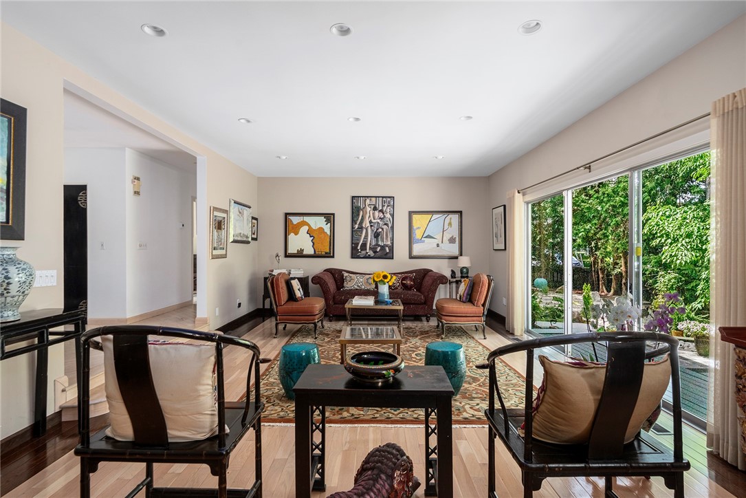 5 Barbour Drive
