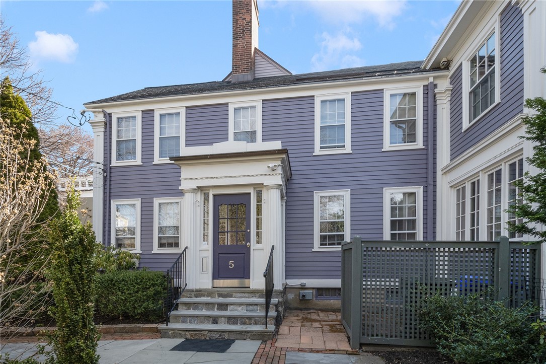 7 Cushing Street