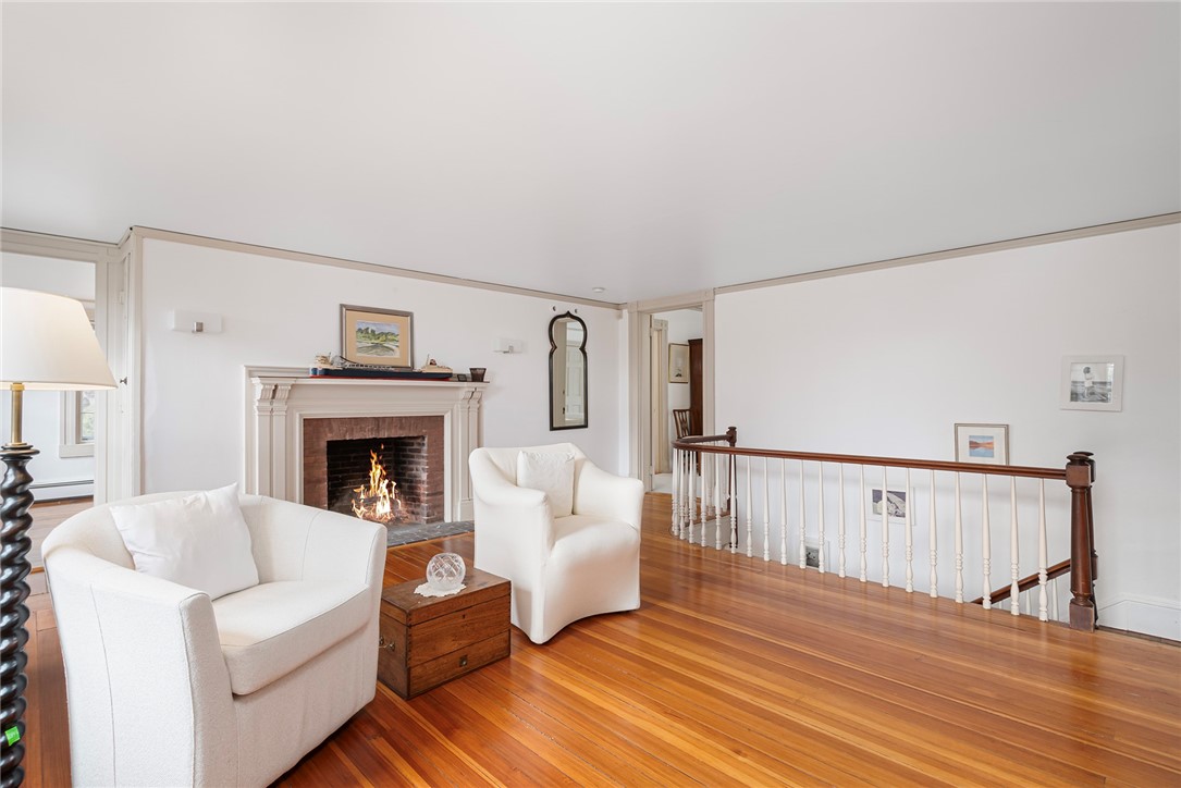7 Cushing Street