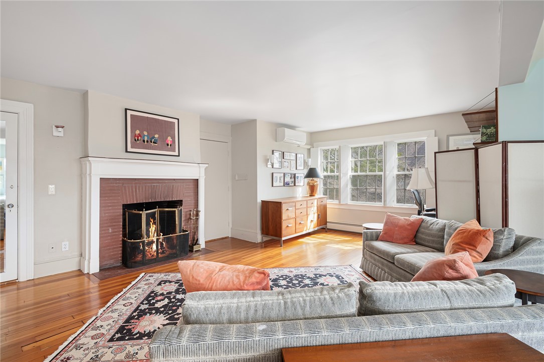 7 Cushing Street
