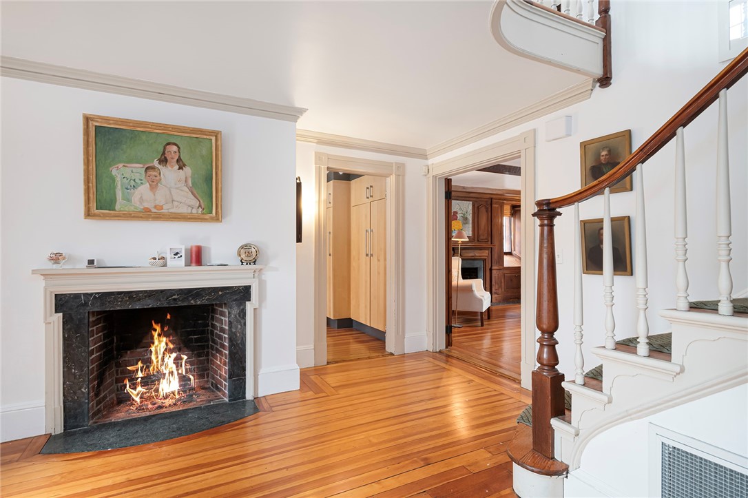 7 Cushing Street