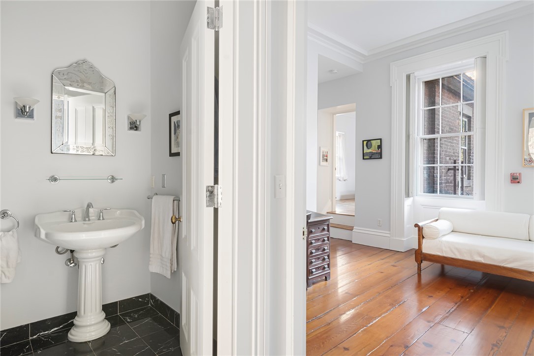 259 Benefit Street 2