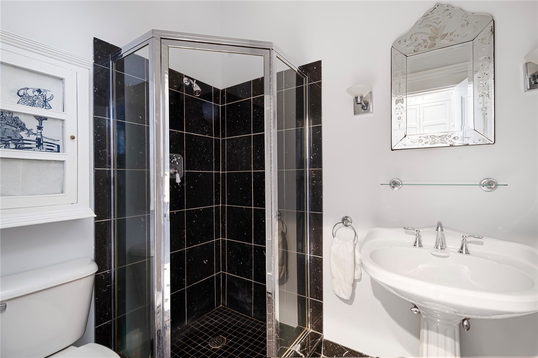 259 Benefit Street 2