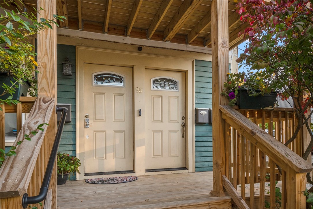 98 Evergreen Street 2