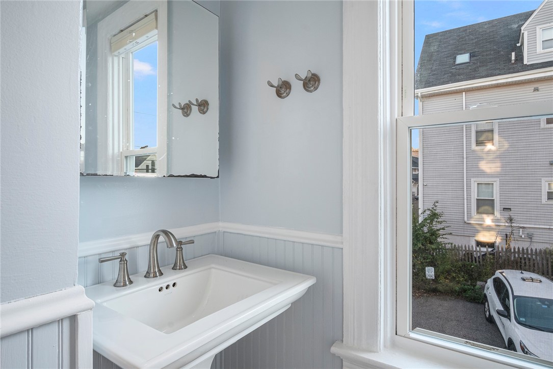 98 Evergreen Street 2