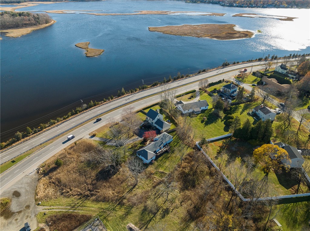 1705 Wampanoag Trail