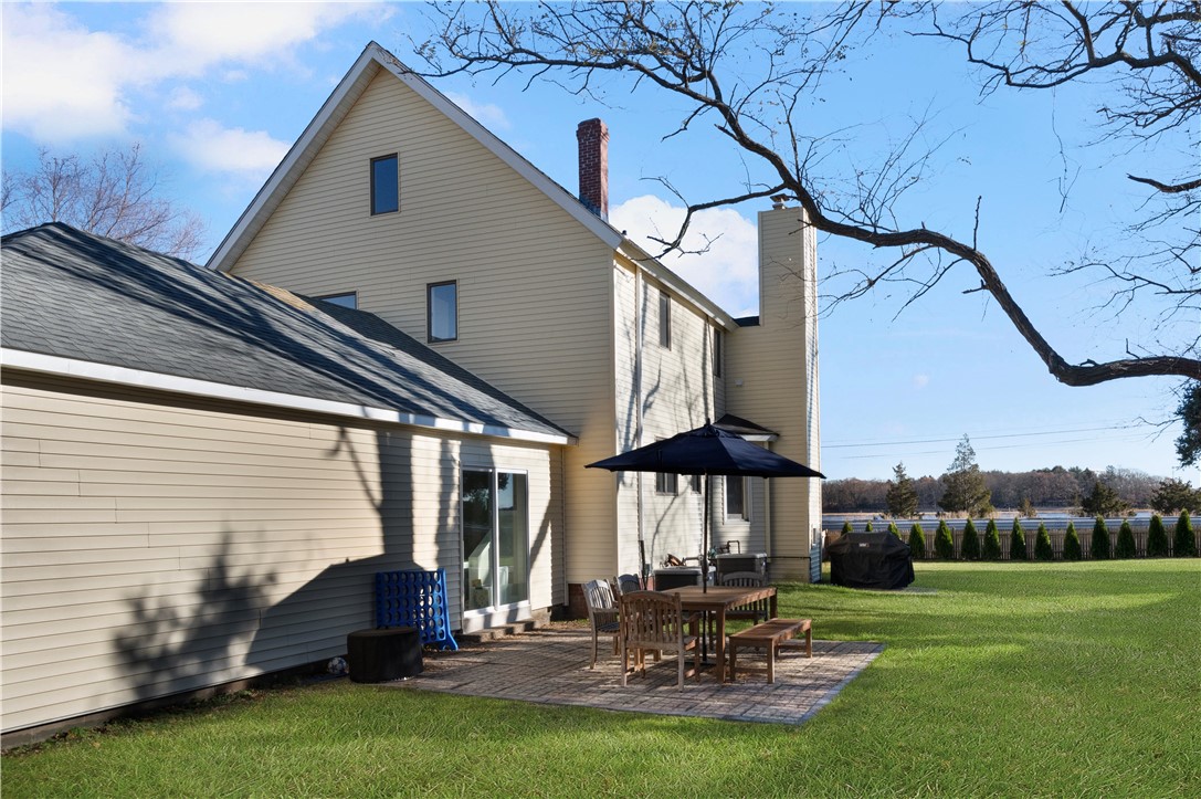 1705 Wampanoag Trail