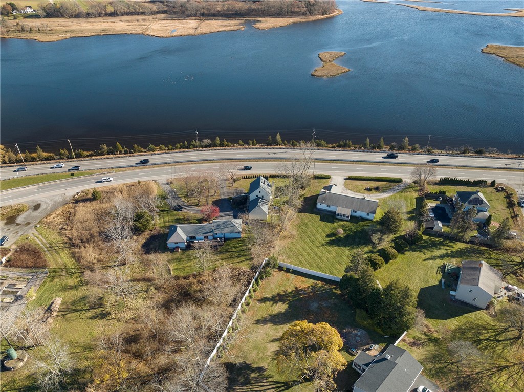 1705 Wampanoag Trail