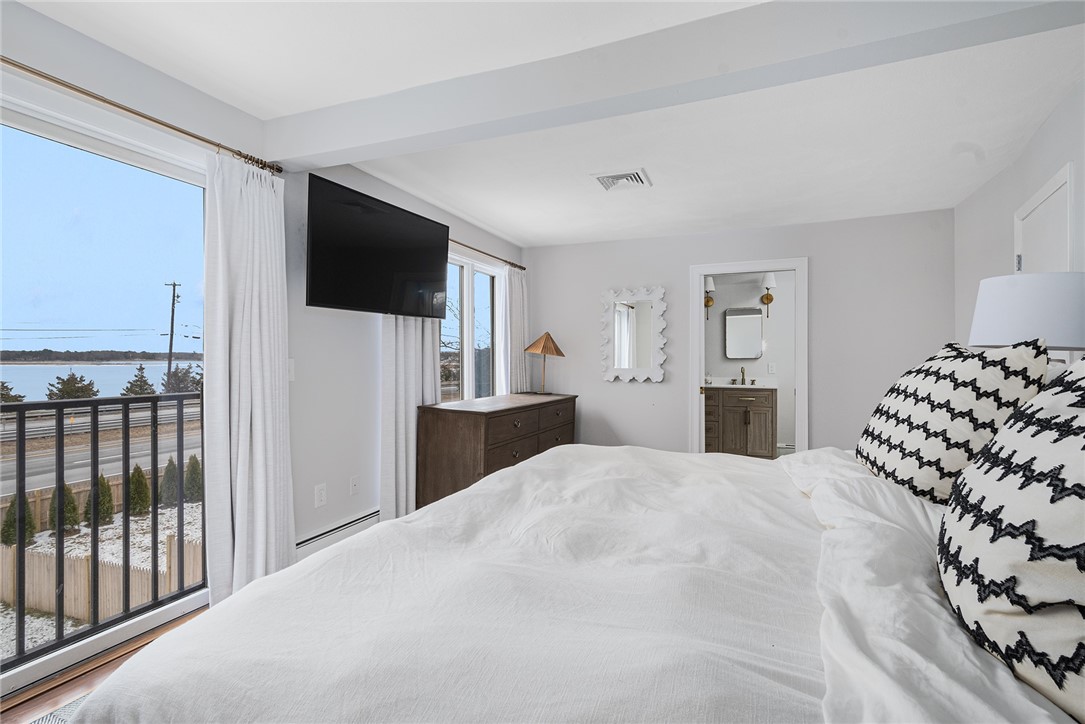 1705 Wampanoag Trail