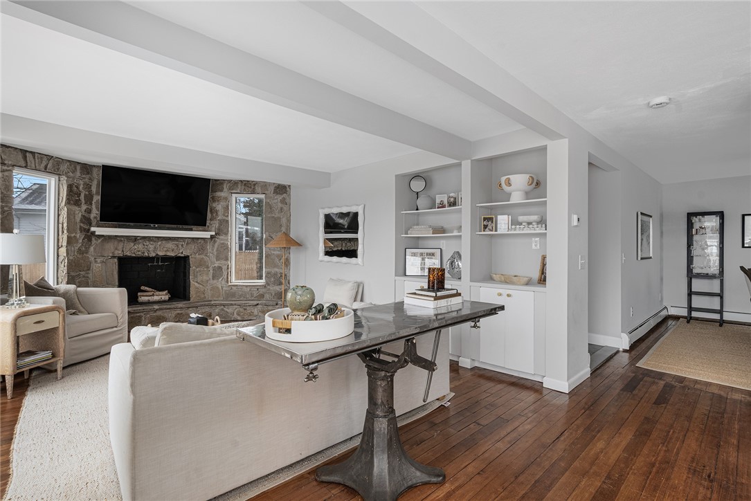 1705 Wampanoag Trail