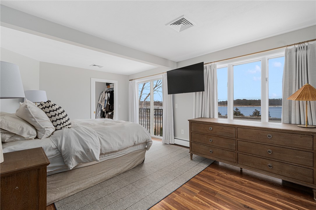 1705 Wampanoag Trail