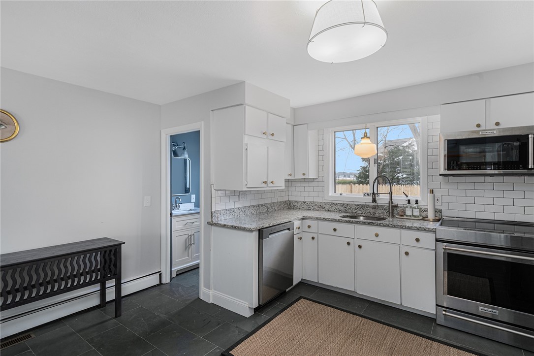 1705 Wampanoag Trail