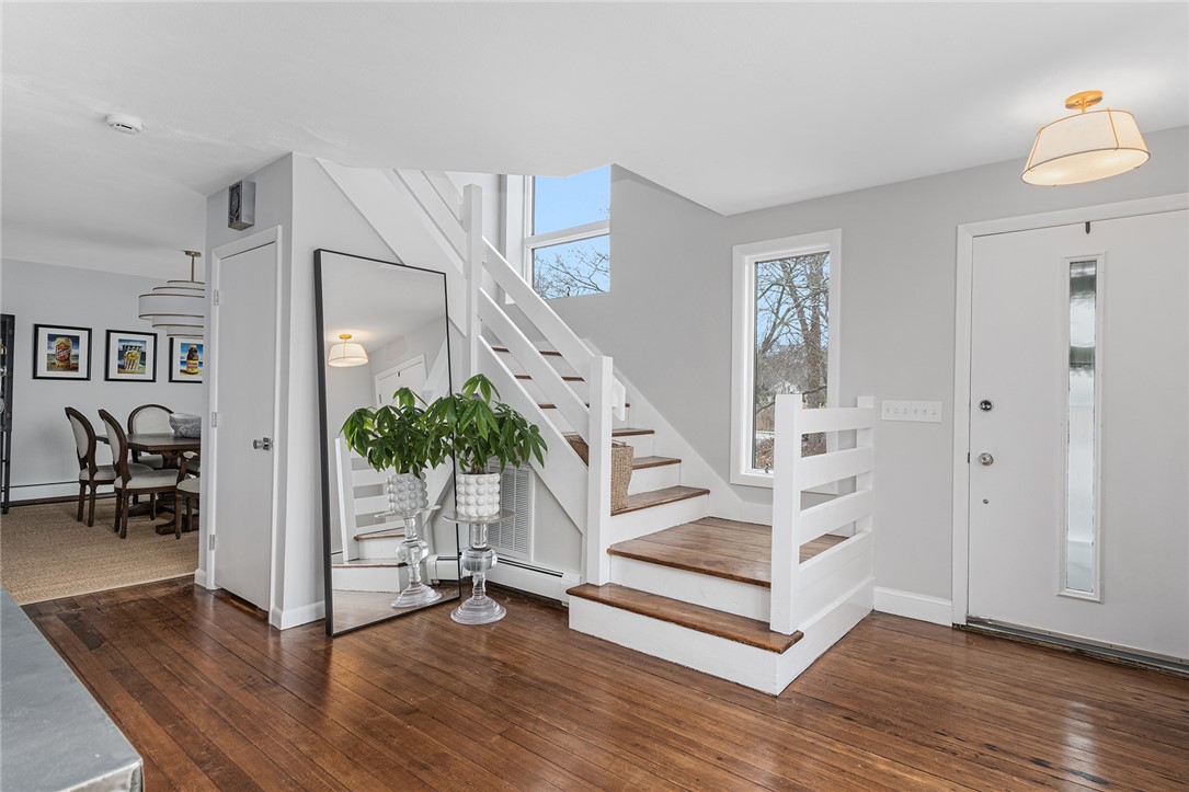 1705 Wampanoag Trail