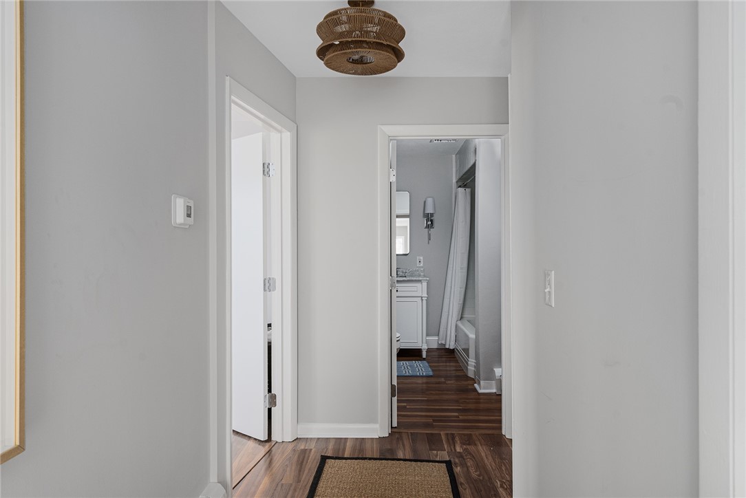 1705 Wampanoag Trail