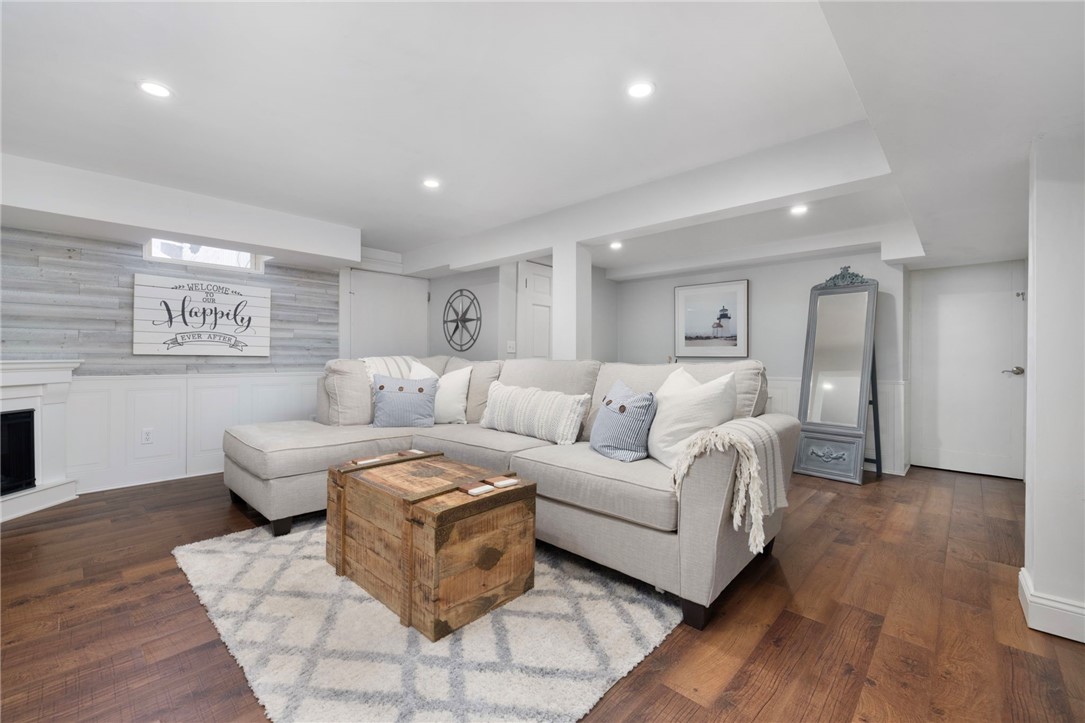 34 North Country Club Drive