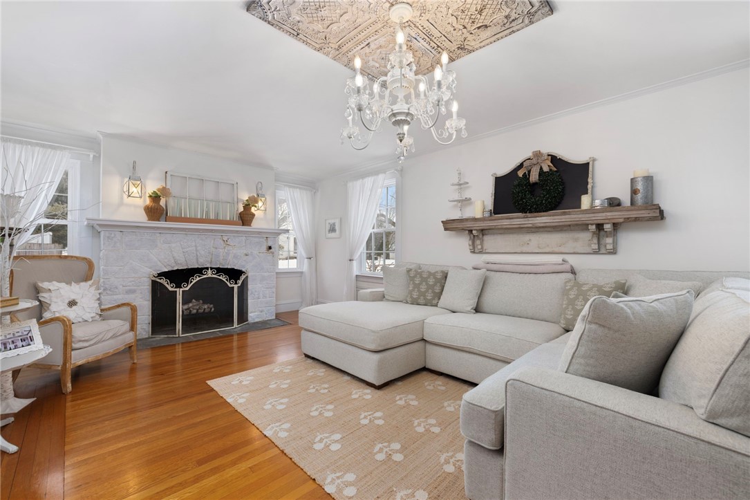 34 North Country Club Drive