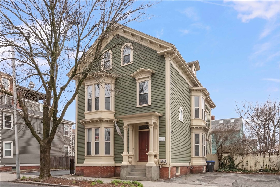 87 Hope Street