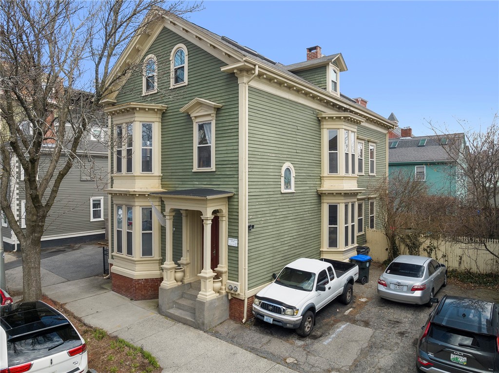 87 Hope Street