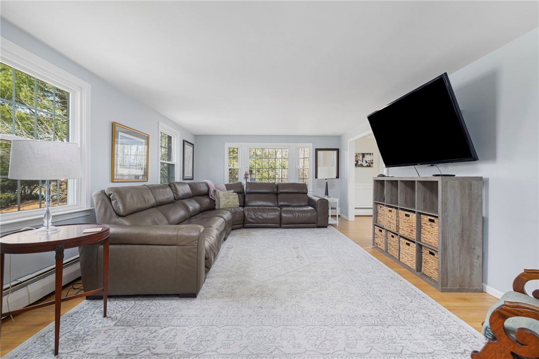 8 Gladridge Drive