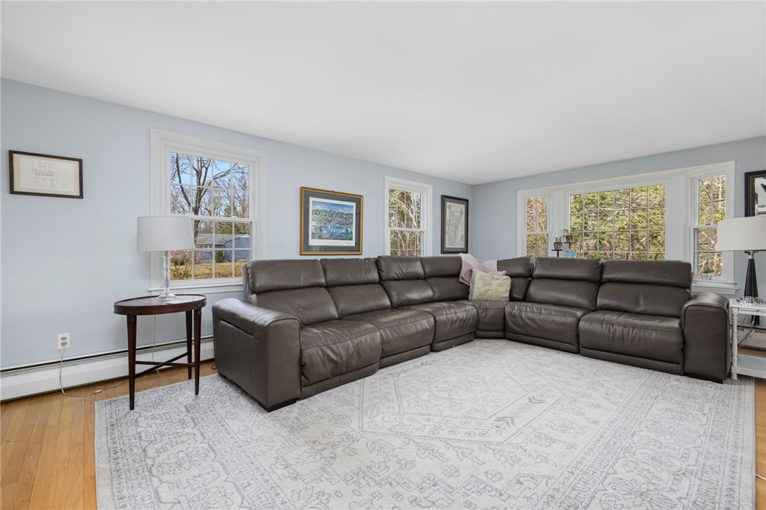 8 Gladridge Drive