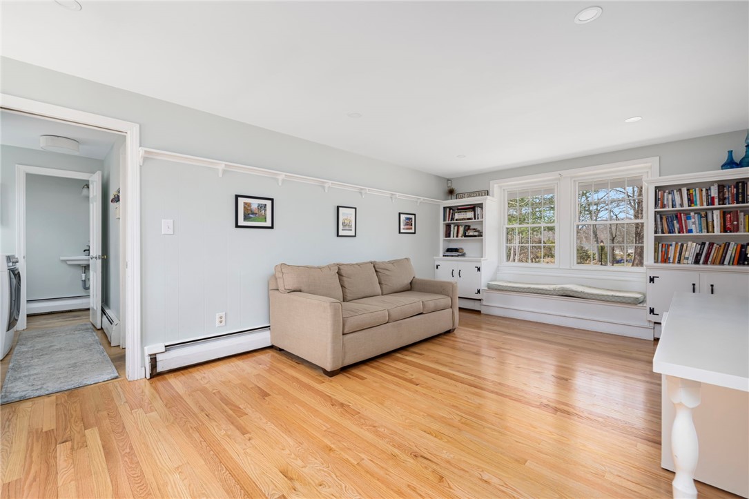 8 Gladridge Drive