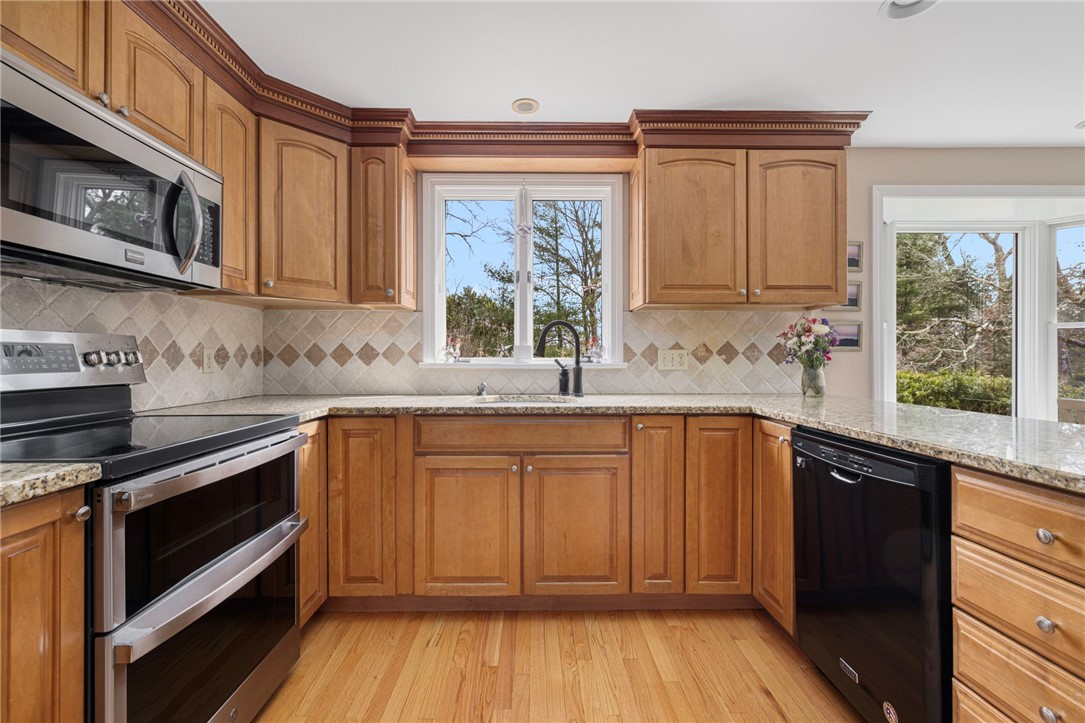 8 Gladridge Drive