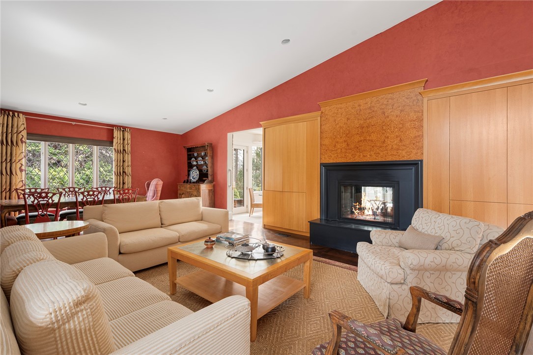 25 Linden Drive