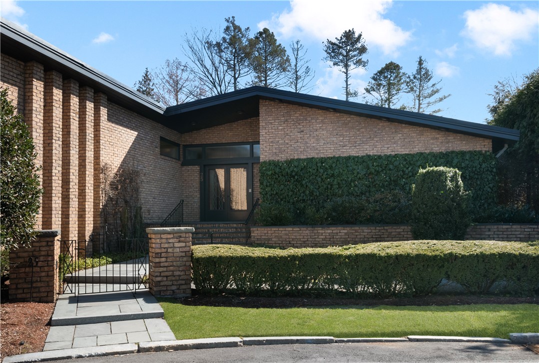 25 Linden Drive