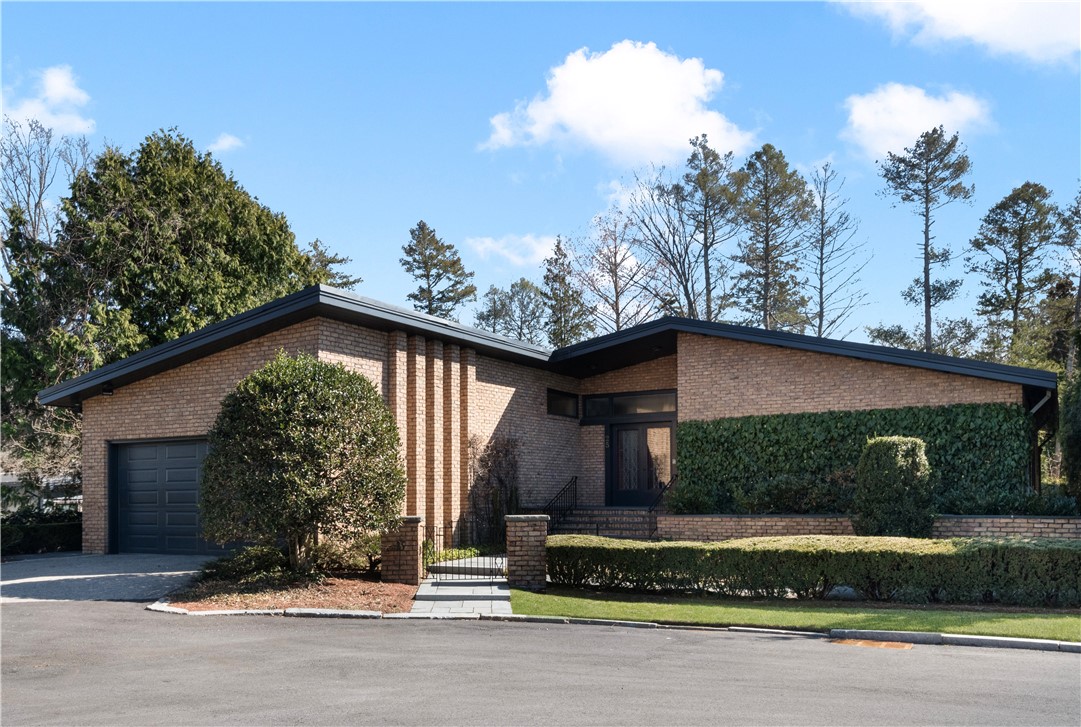 25 Linden Drive