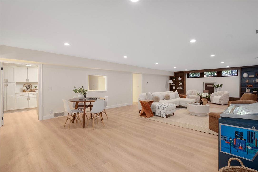 25 Linden Drive