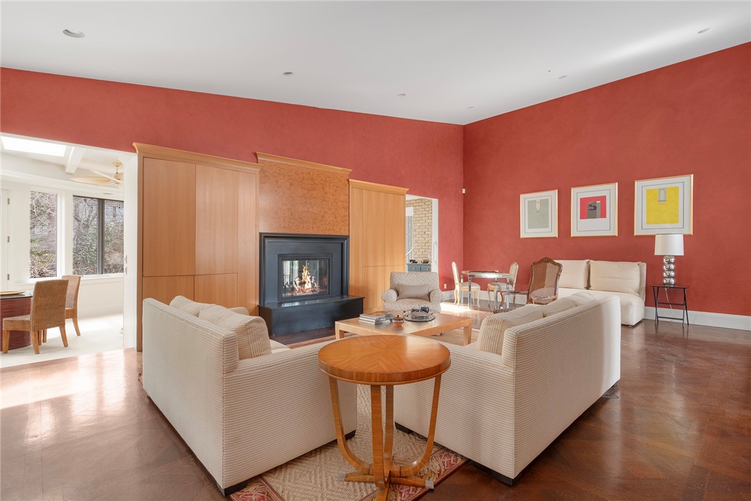 25 Linden Drive