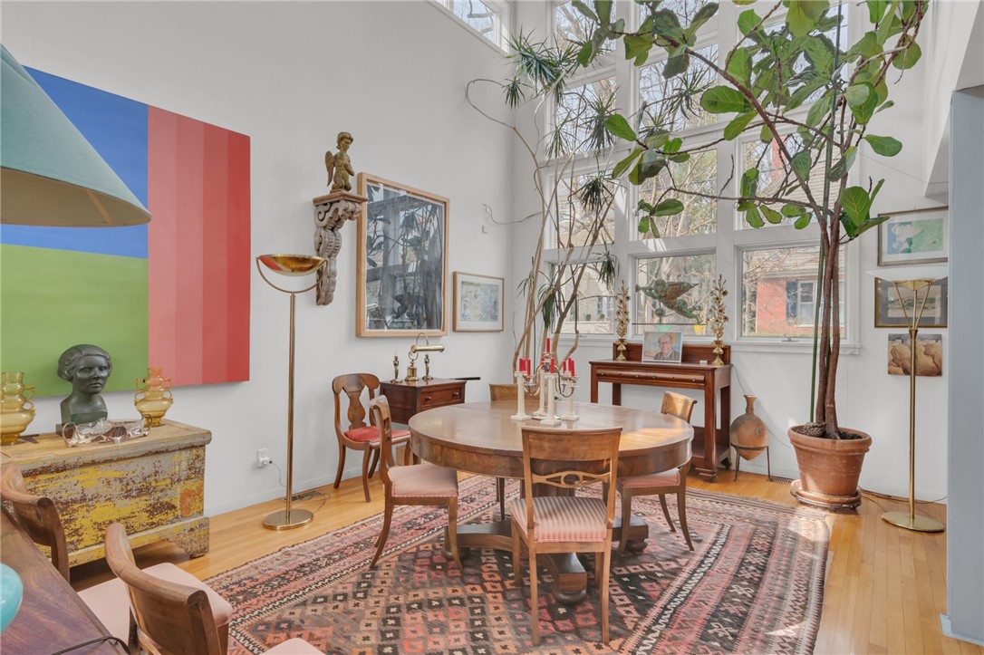 137 University Avenue