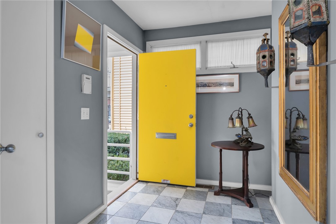 137 University Avenue