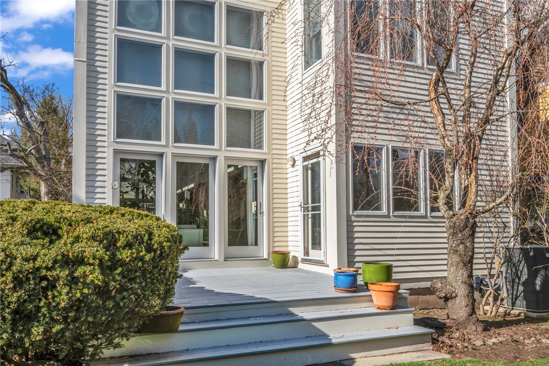 137 University Avenue