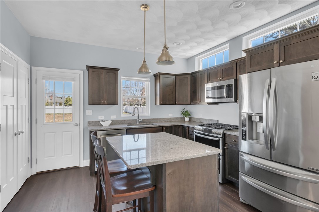 222 Pettaconsett Avenue