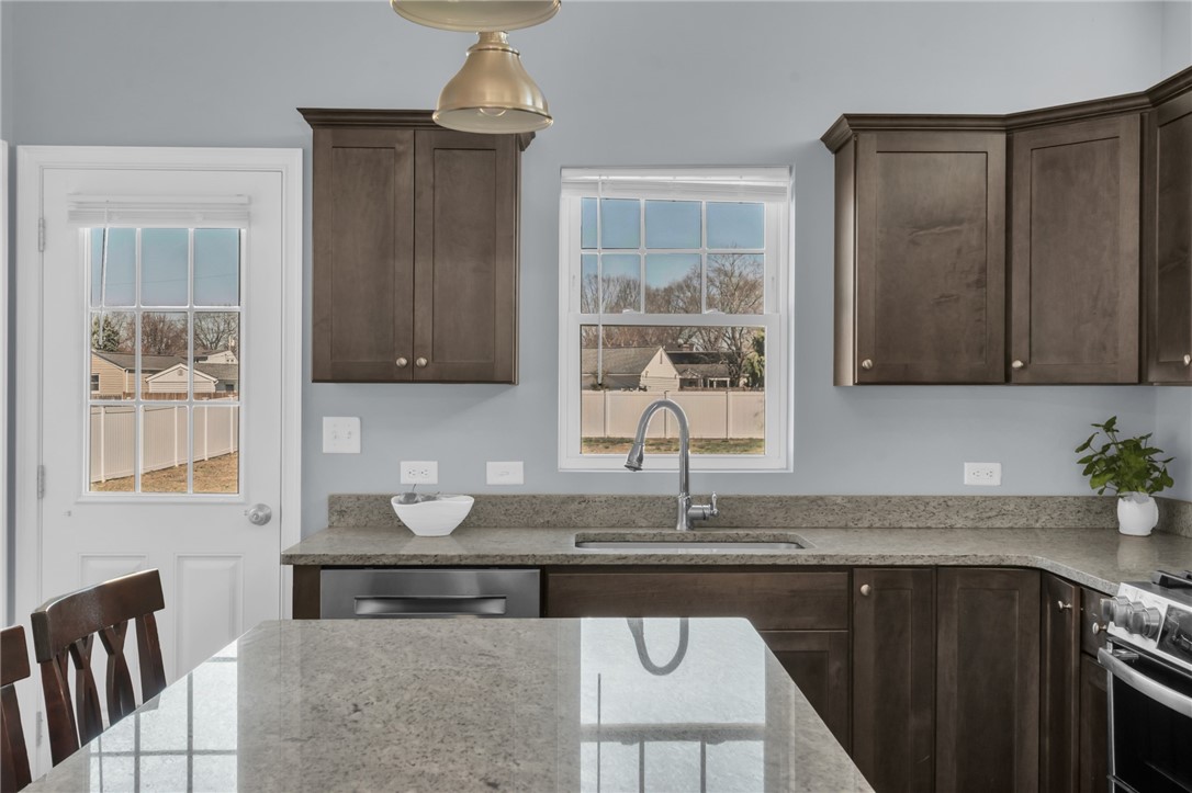 222 Pettaconsett Avenue