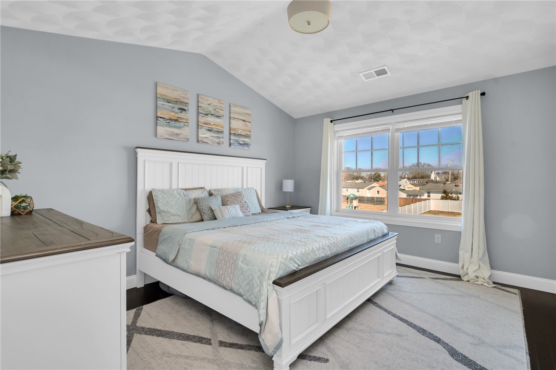 222 Pettaconsett Avenue