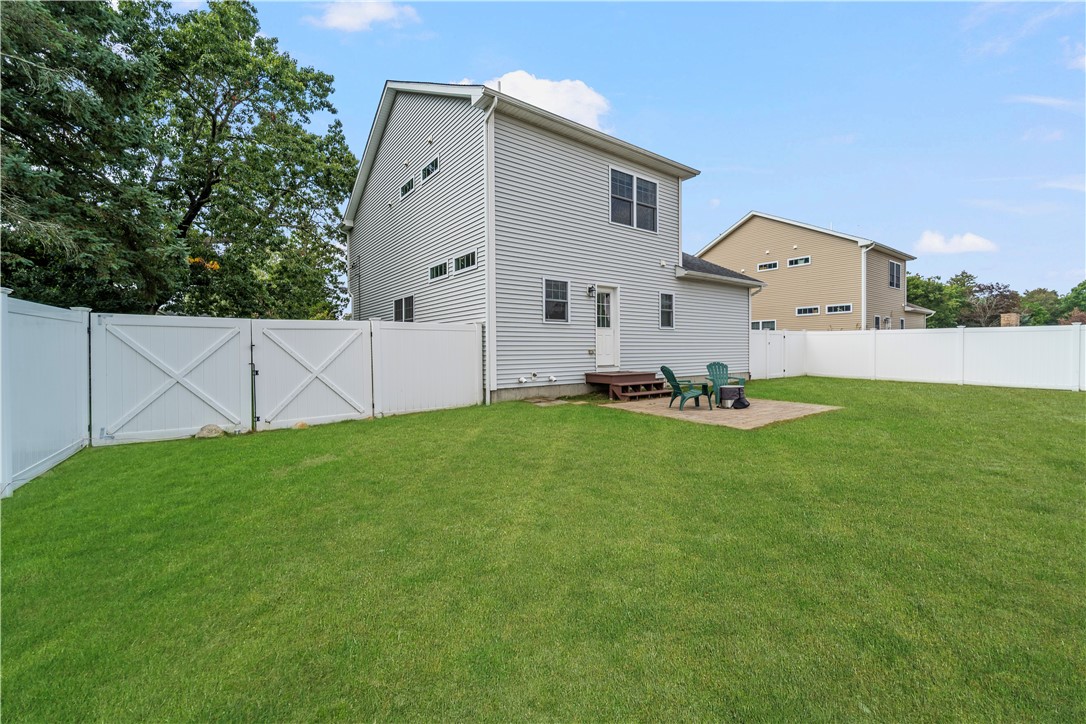 222 Pettaconsett Avenue