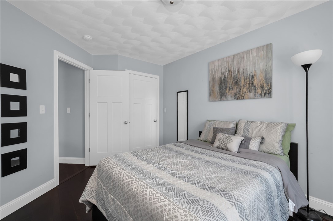 222 Pettaconsett Avenue