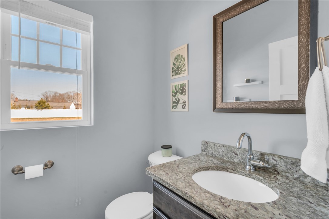 222 Pettaconsett Avenue